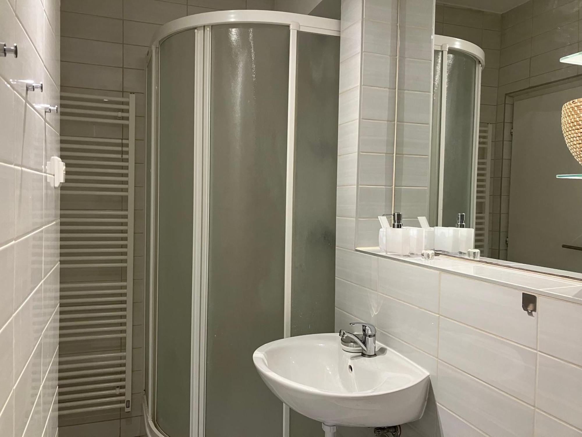 Rooms 22 - Beachfront Primošten Buitenkant foto